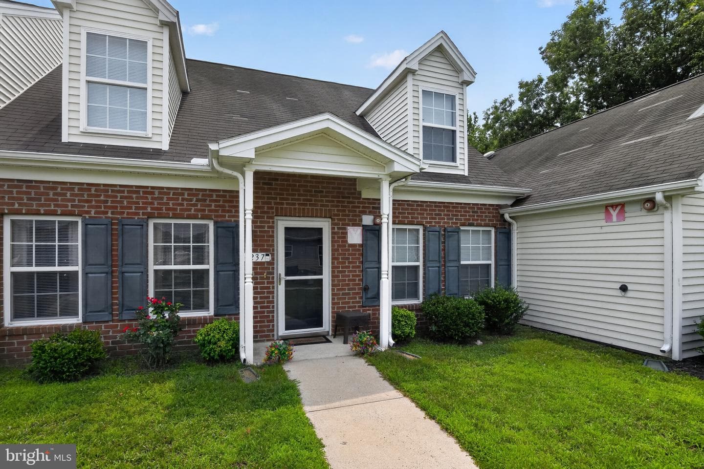 237 Morgans Court photo 1