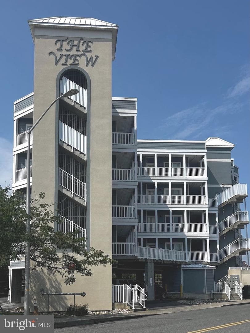 111 57th Street #unit 303 photo 1