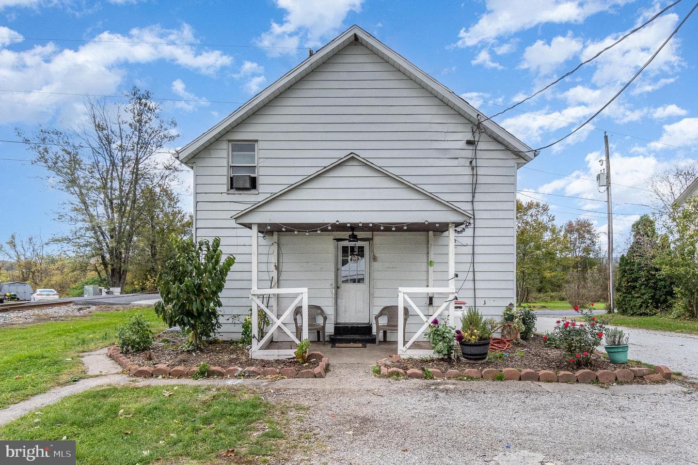 498 Tillietown Road photo 2