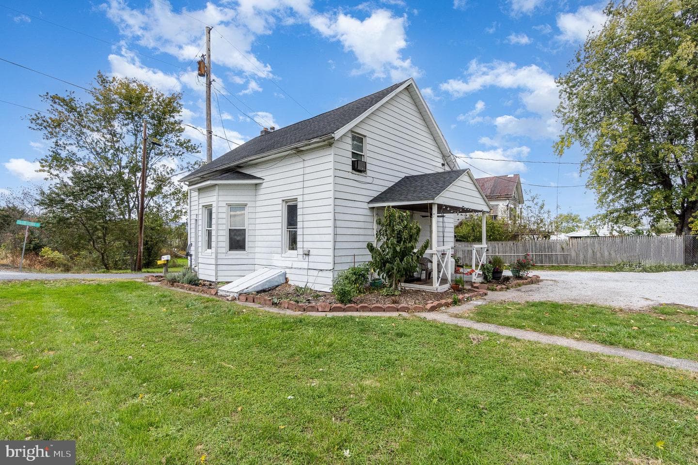 498 Tillietown Road photo 6