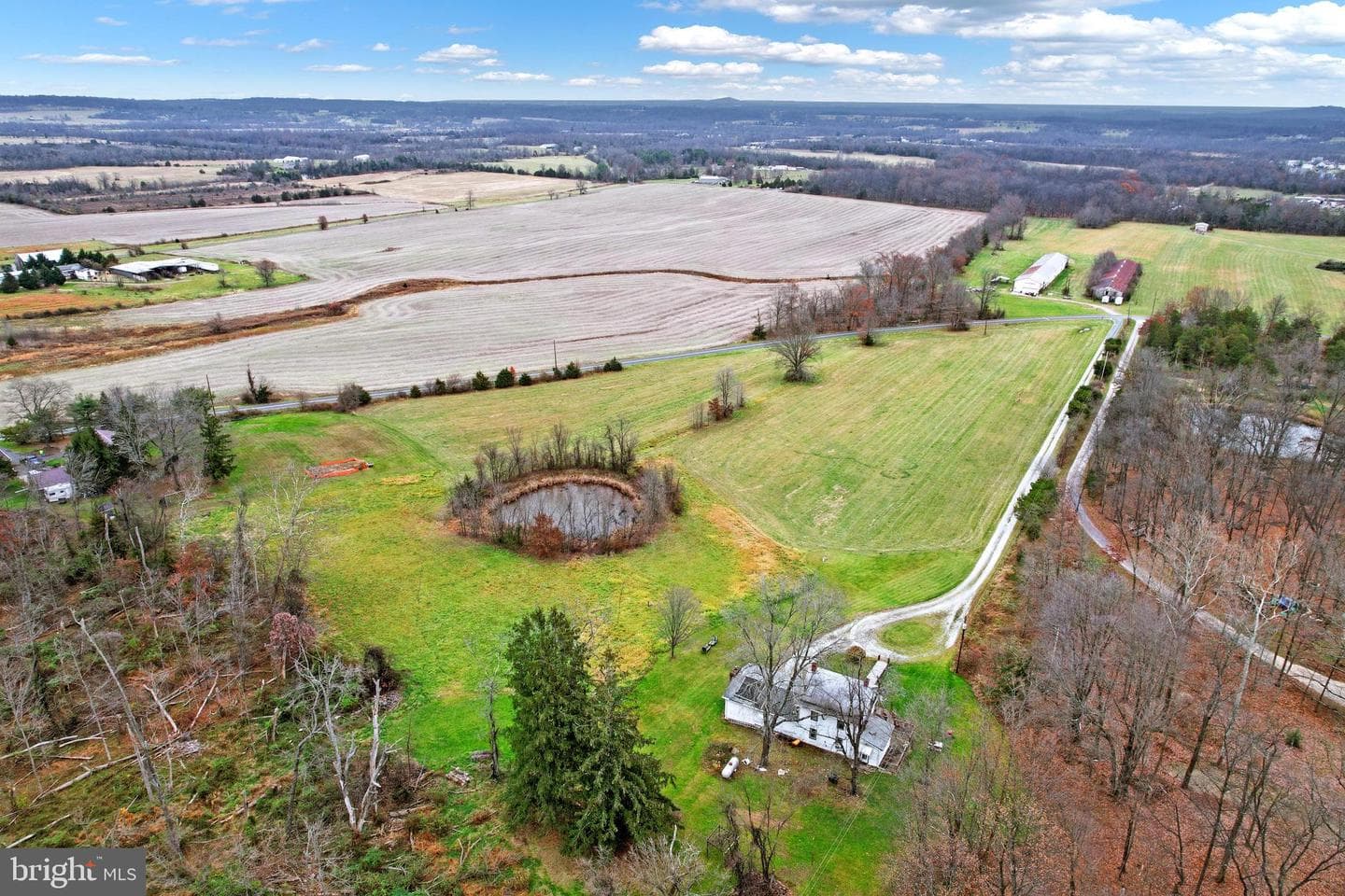 179 Topper Road photo 13