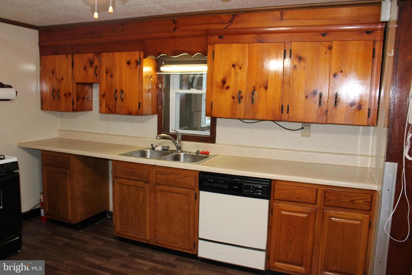 1590 Iron Springs Road photo 19