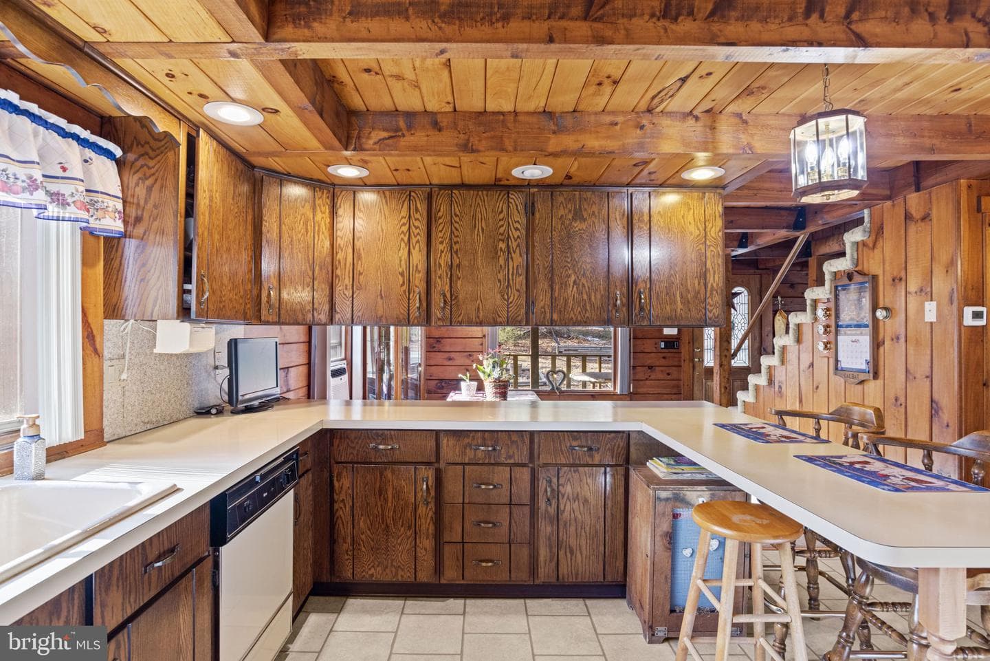 46 Woodview Road photo 16