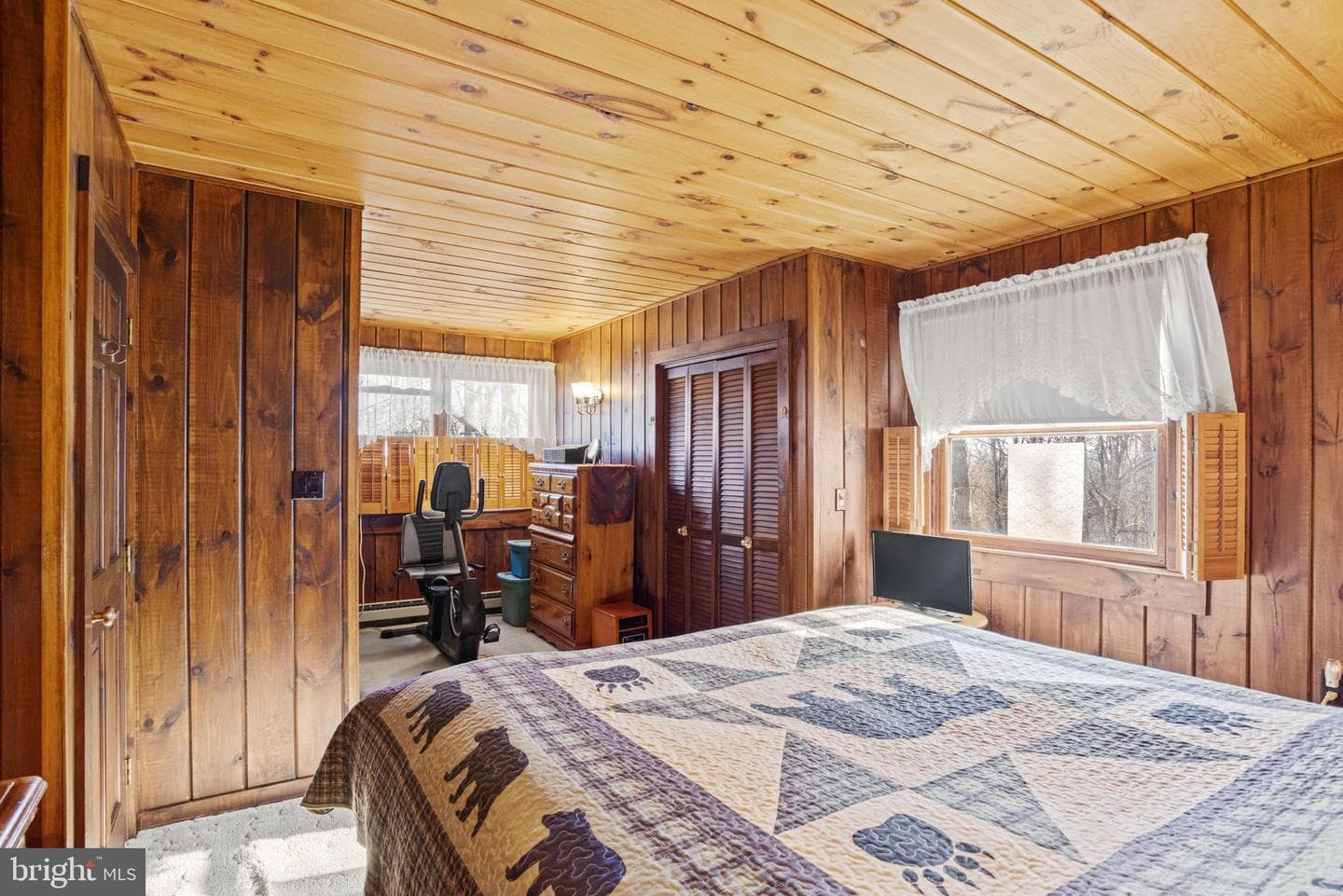 46 Woodview Road photo 24