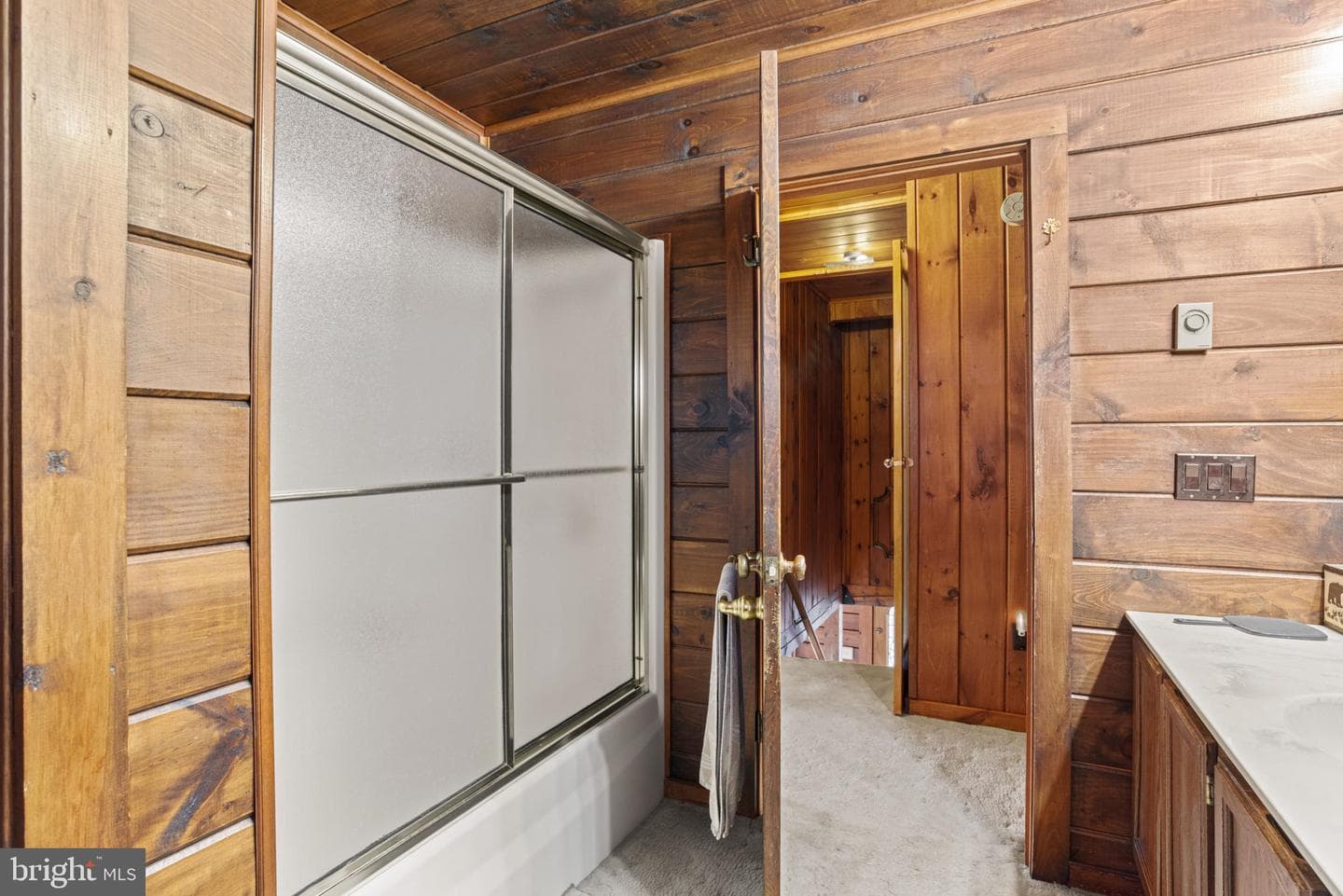 46 Woodview Road photo 25