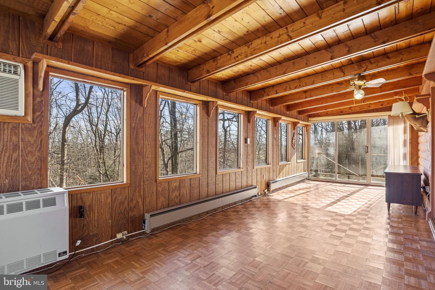 46 Woodview Road photo 28