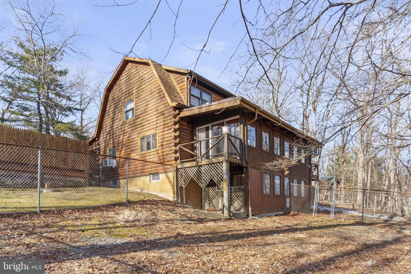 46 Woodview Road photo 39