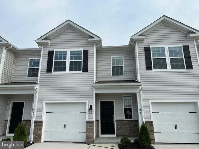 22 Windsor Ct photo 1