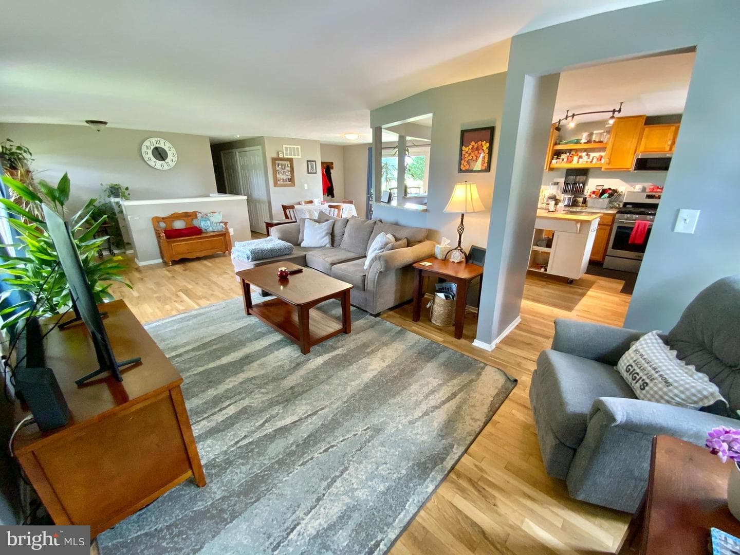 655 New Chester Road photo 19