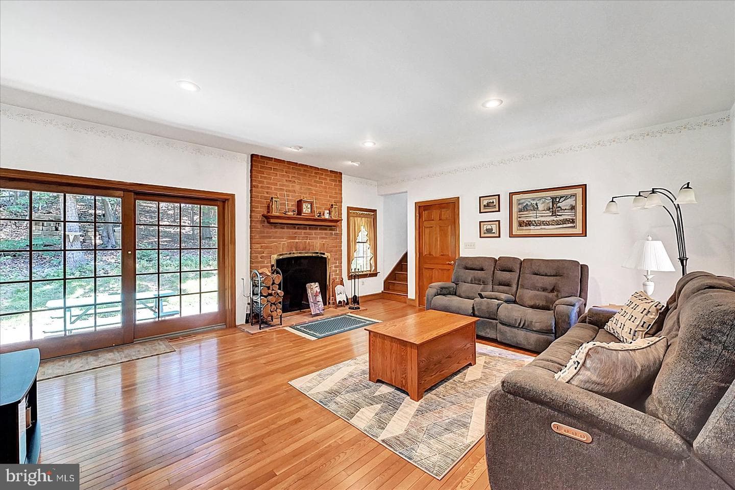 59 Segovia Court photo 17