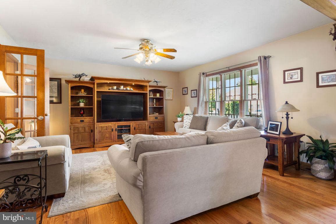 3 Wheaton Drive photo 6
