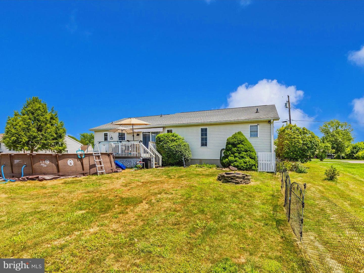 654 Curtis Drive photo 37