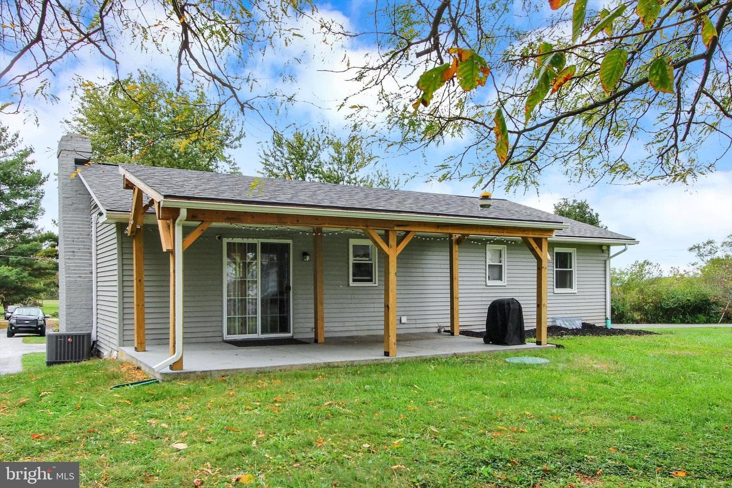 630 Mehring Road photo 22