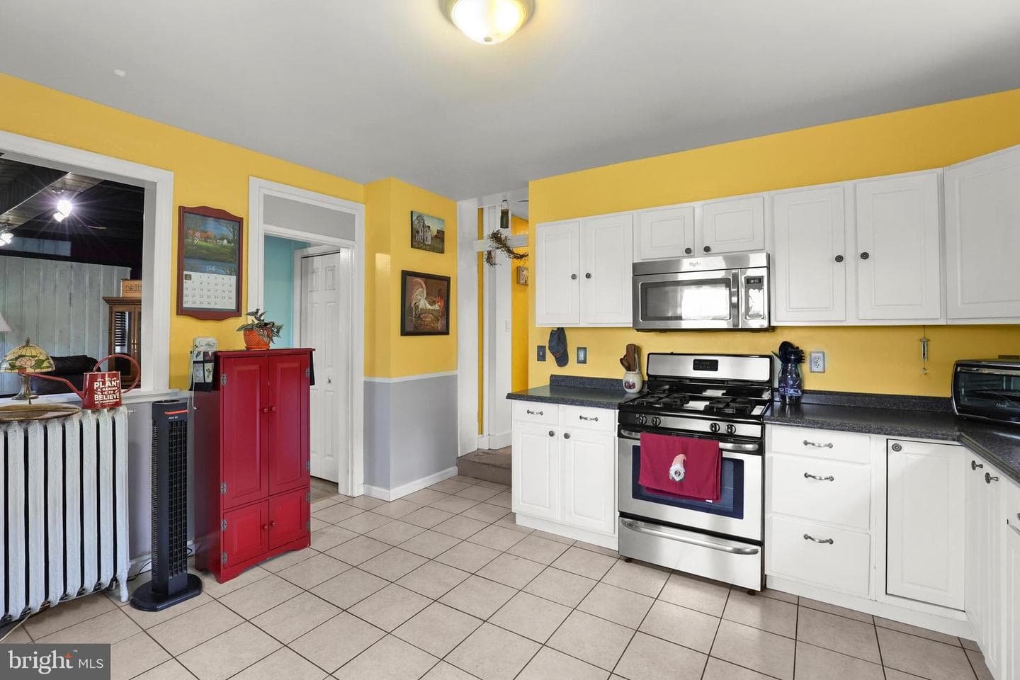 129 W King Street photo 21