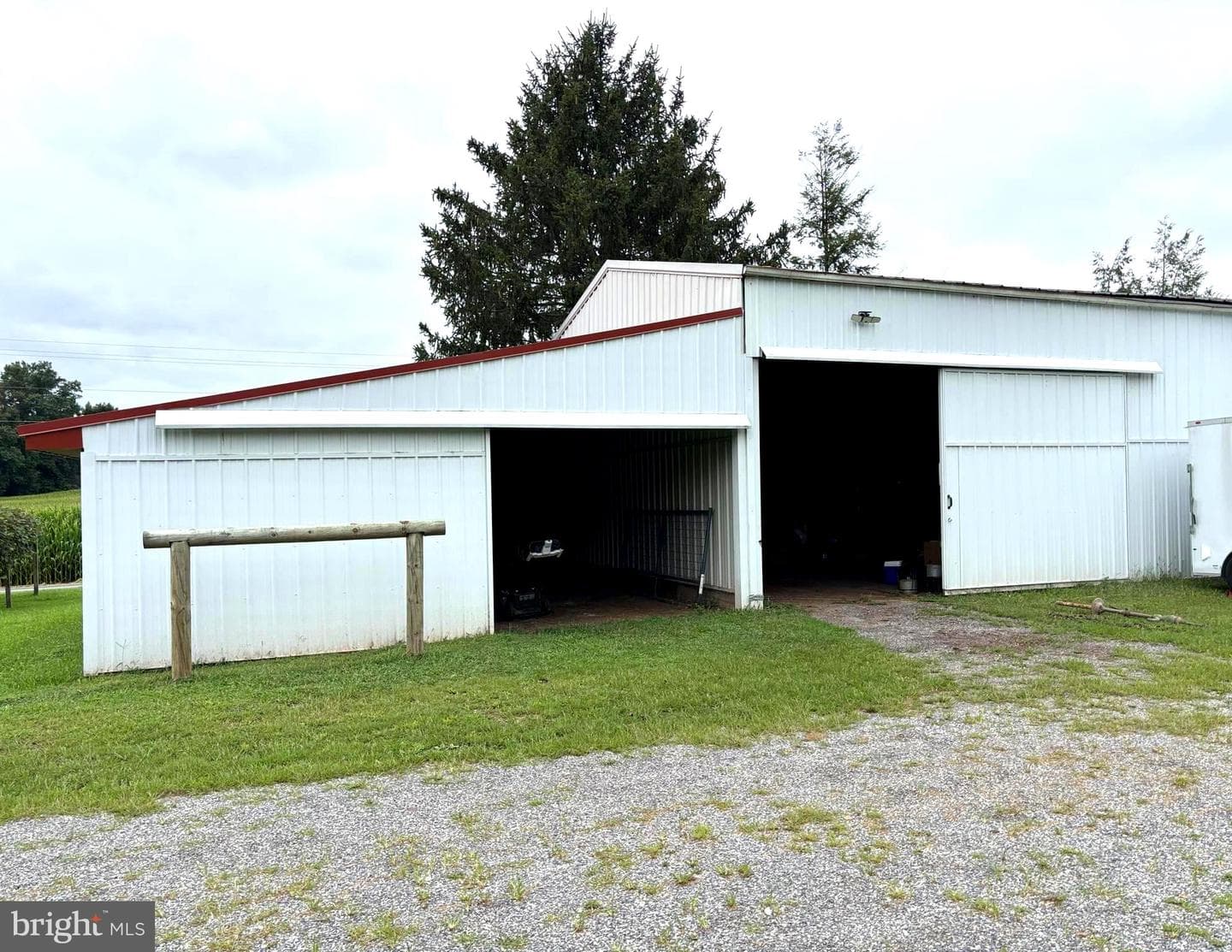 290 Woods Road photo 39