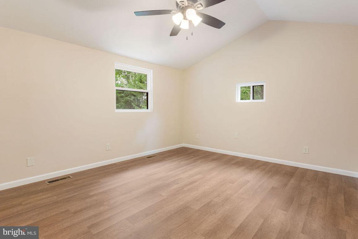 2325 York Road photo 24