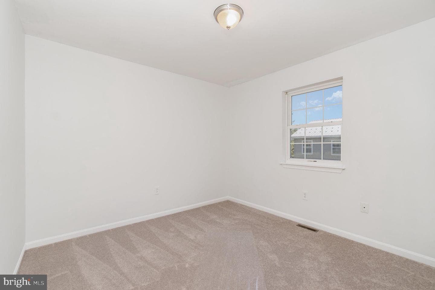 1552 Fairfield Road photo 14