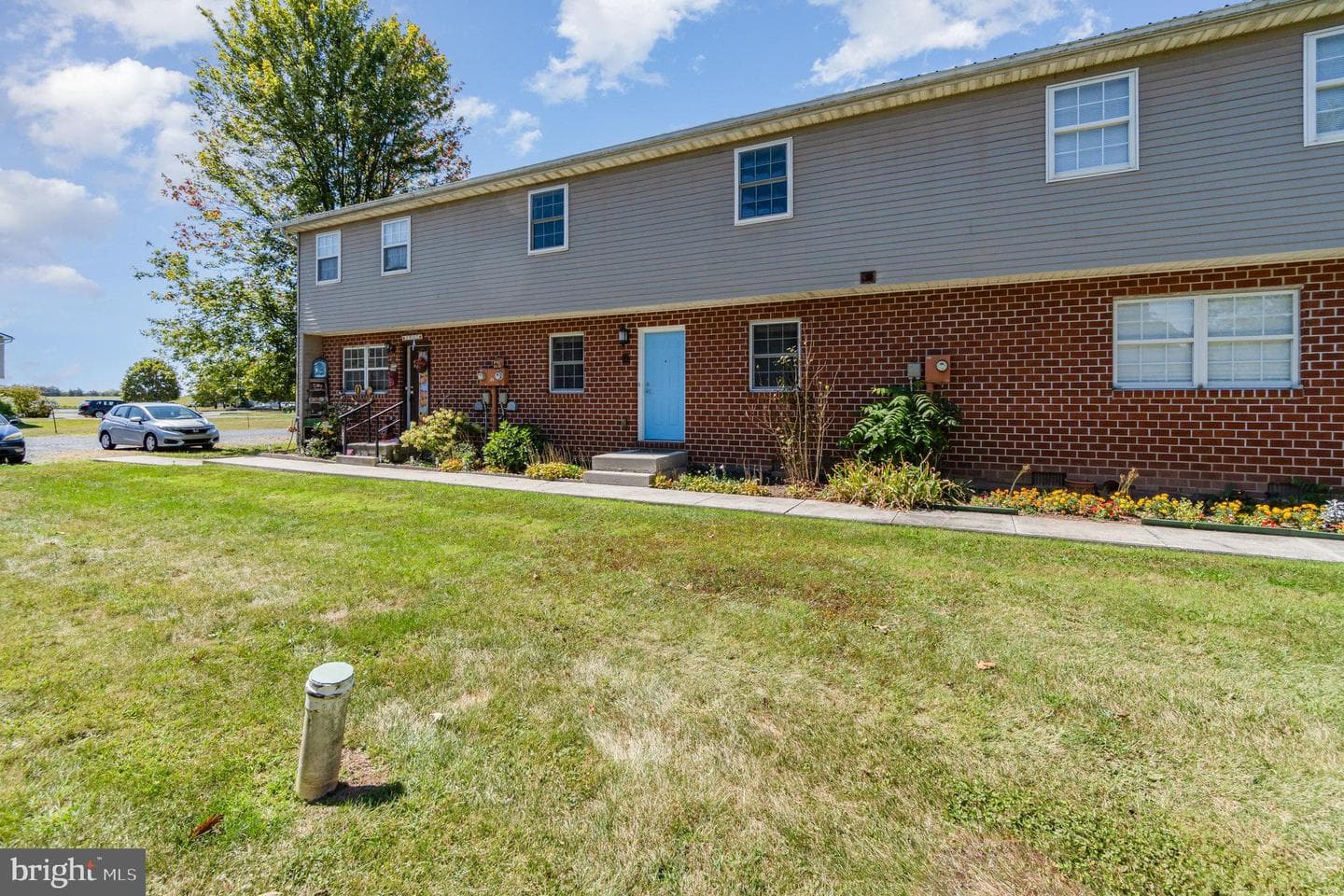 1552 Fairfield Road photo 3