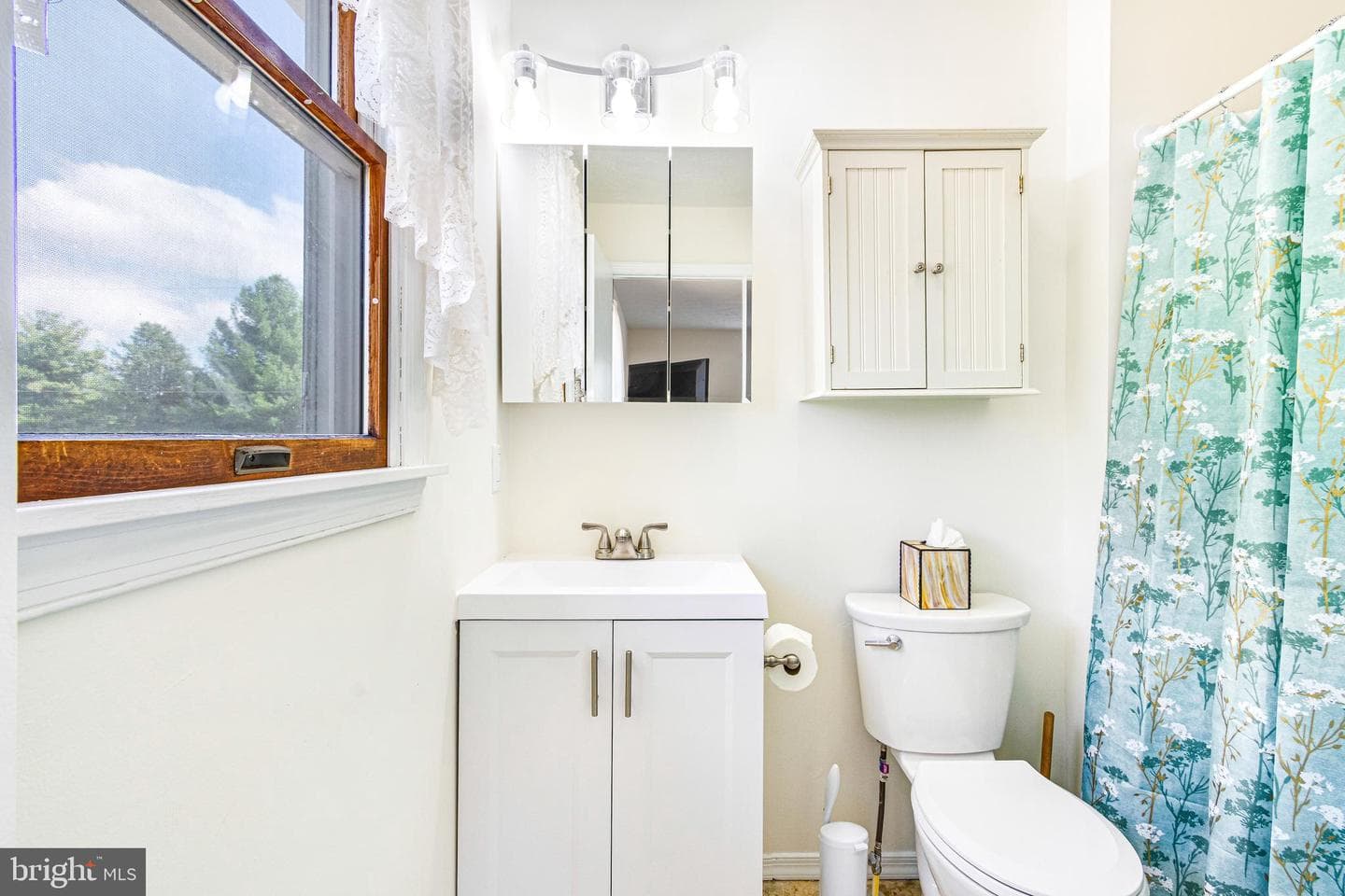 2238 Harney Road photo 36