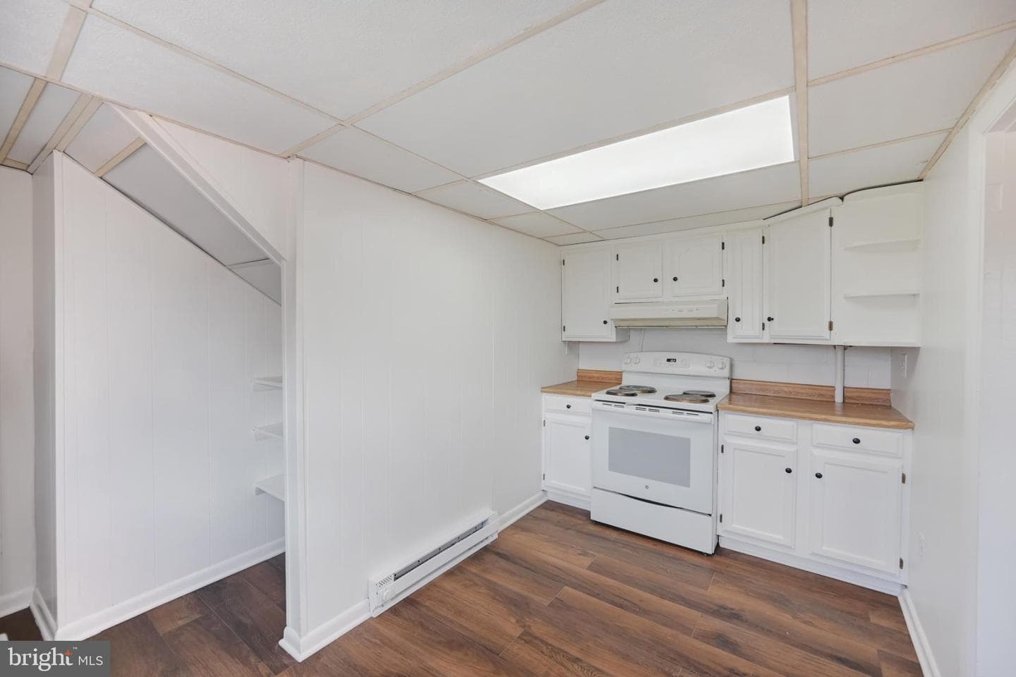 33 Ridge Avenue photo 35