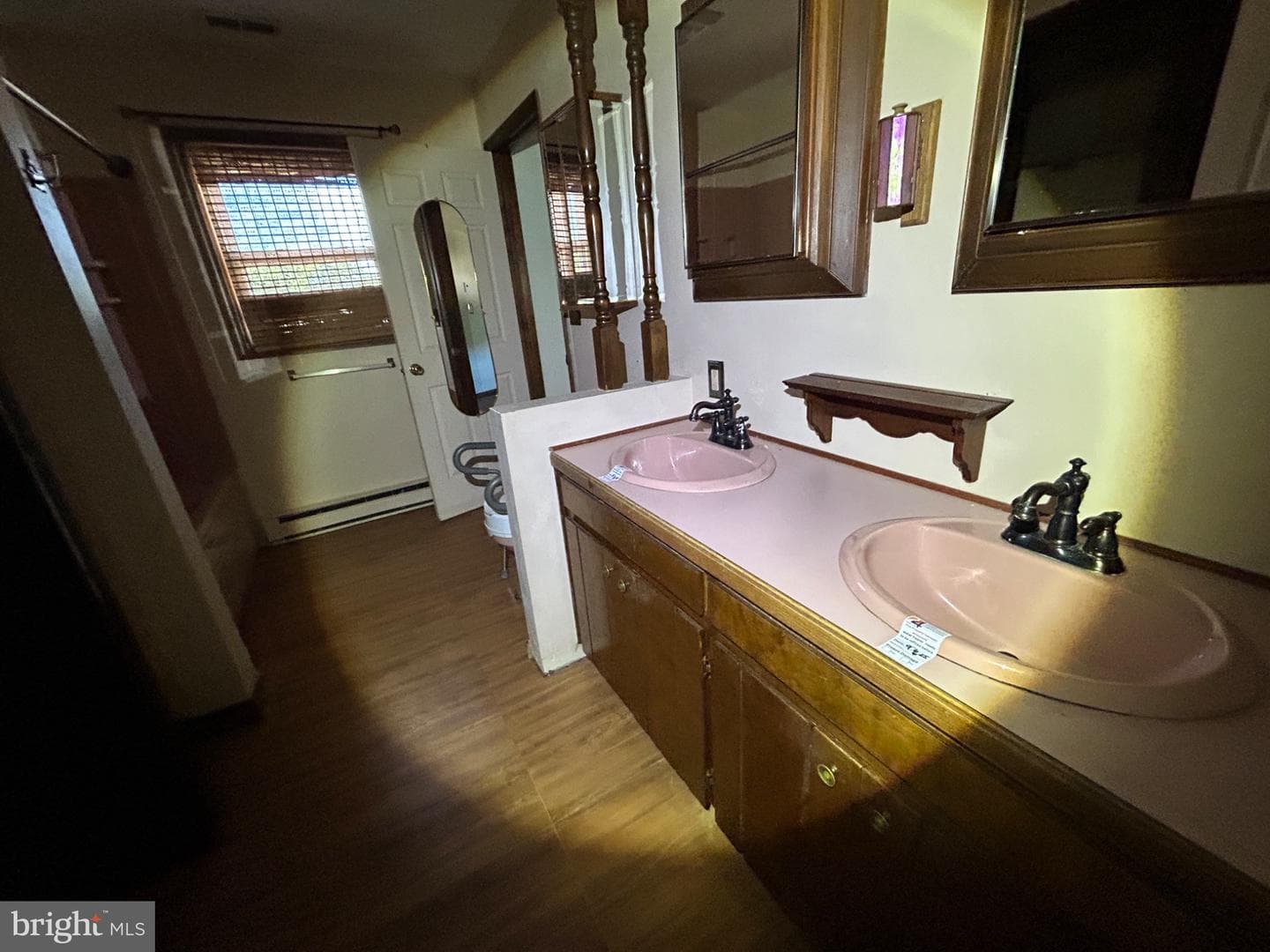 161 Early Avenue photo 8