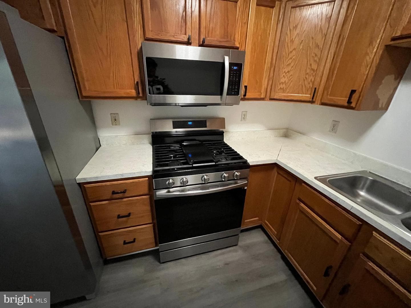 1 Oxford Court photo 14
