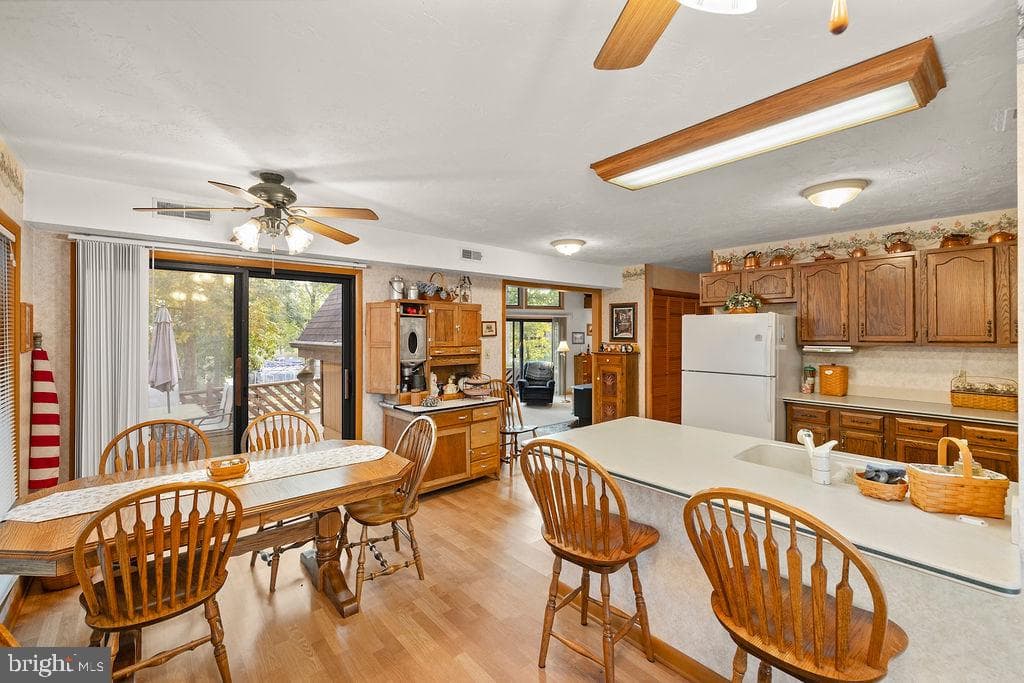 198 Longstreet Drive photo 11