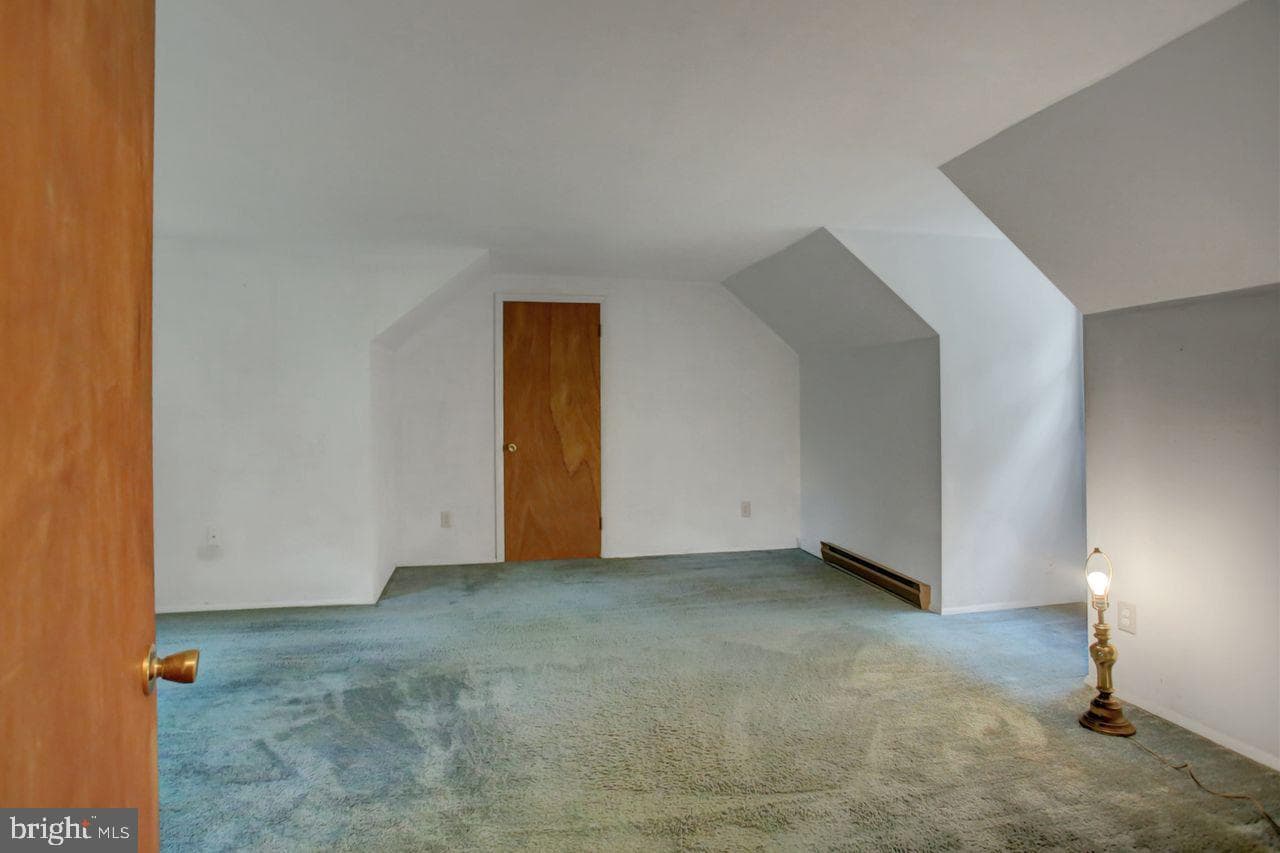721 Narrows Road photo 22