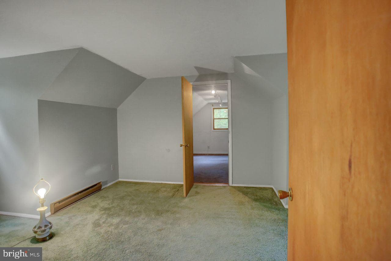 721 Narrows Road photo 27