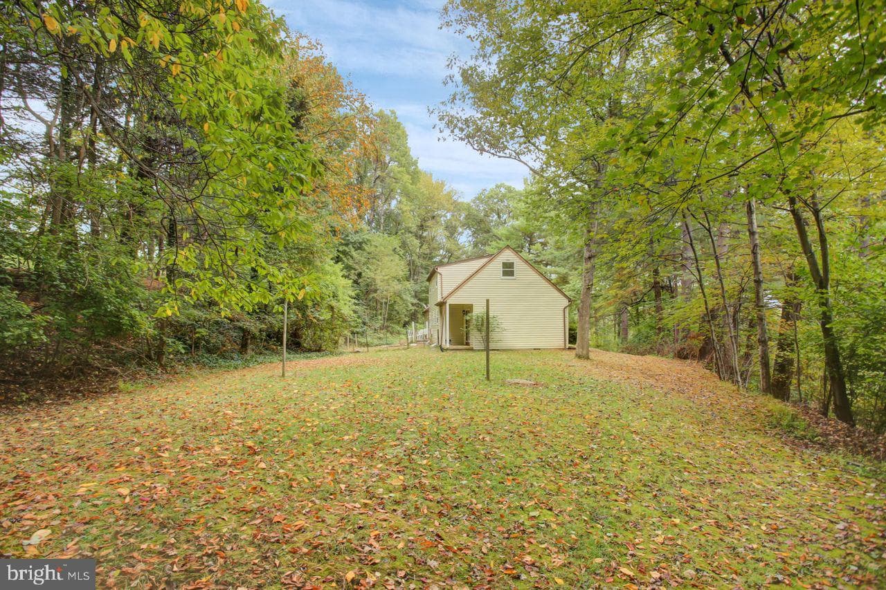 721 Narrows Road photo 39