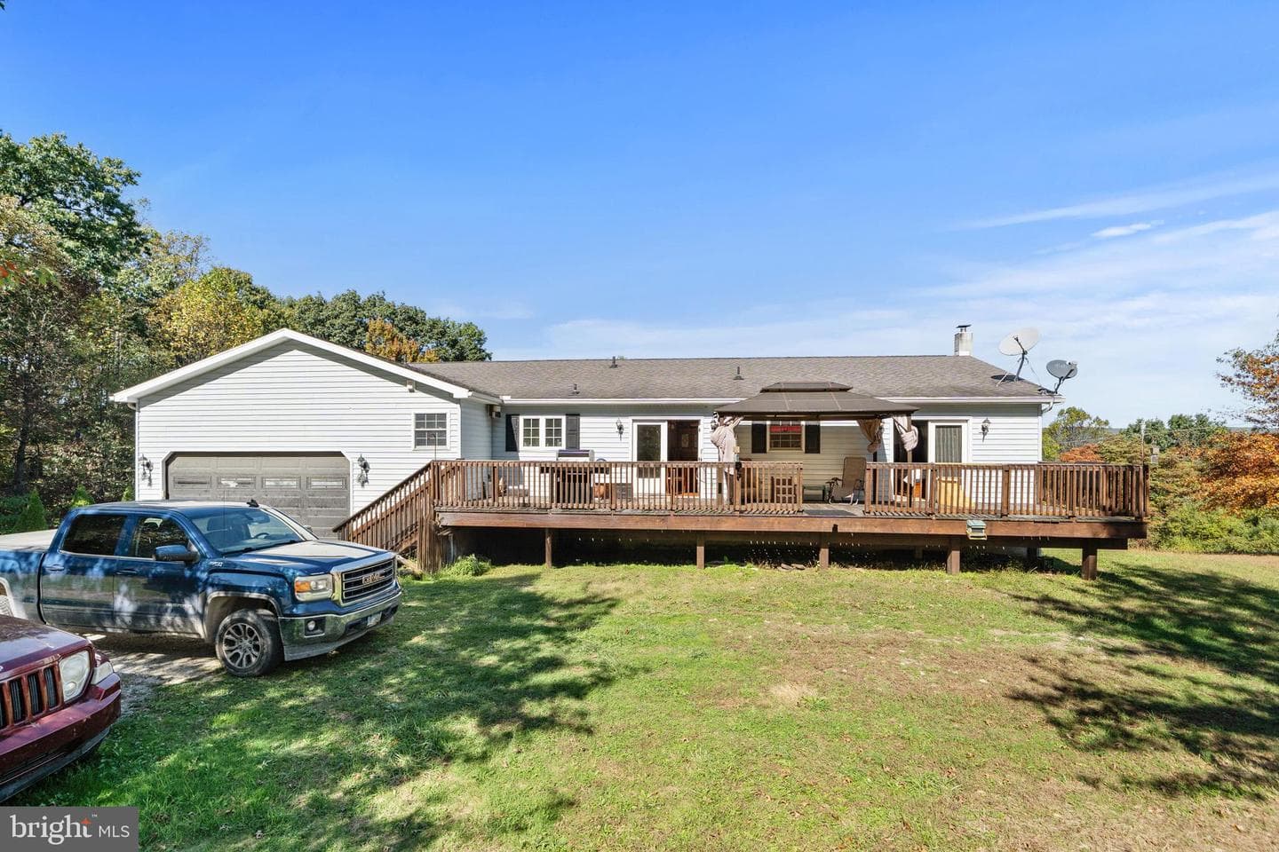 225 Pine Ridge Road photo 2