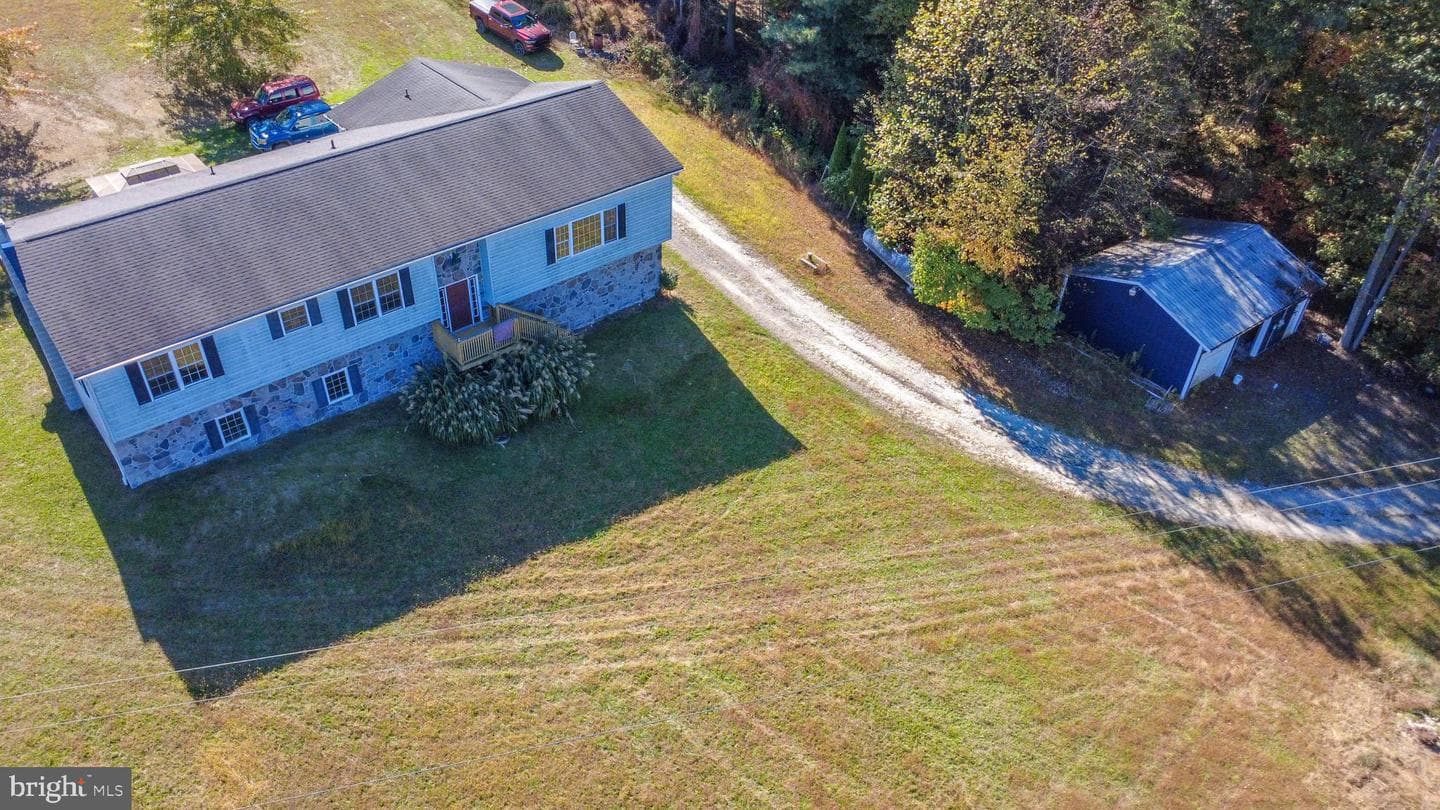 225 Pine Ridge Road photo 3