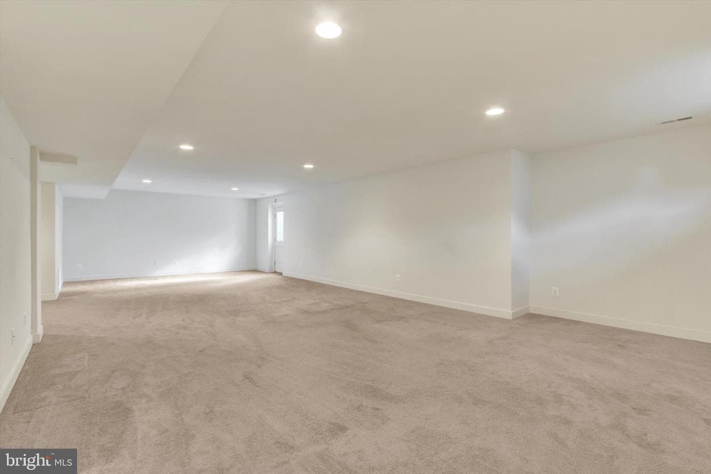 64 Cooper Lane photo 35