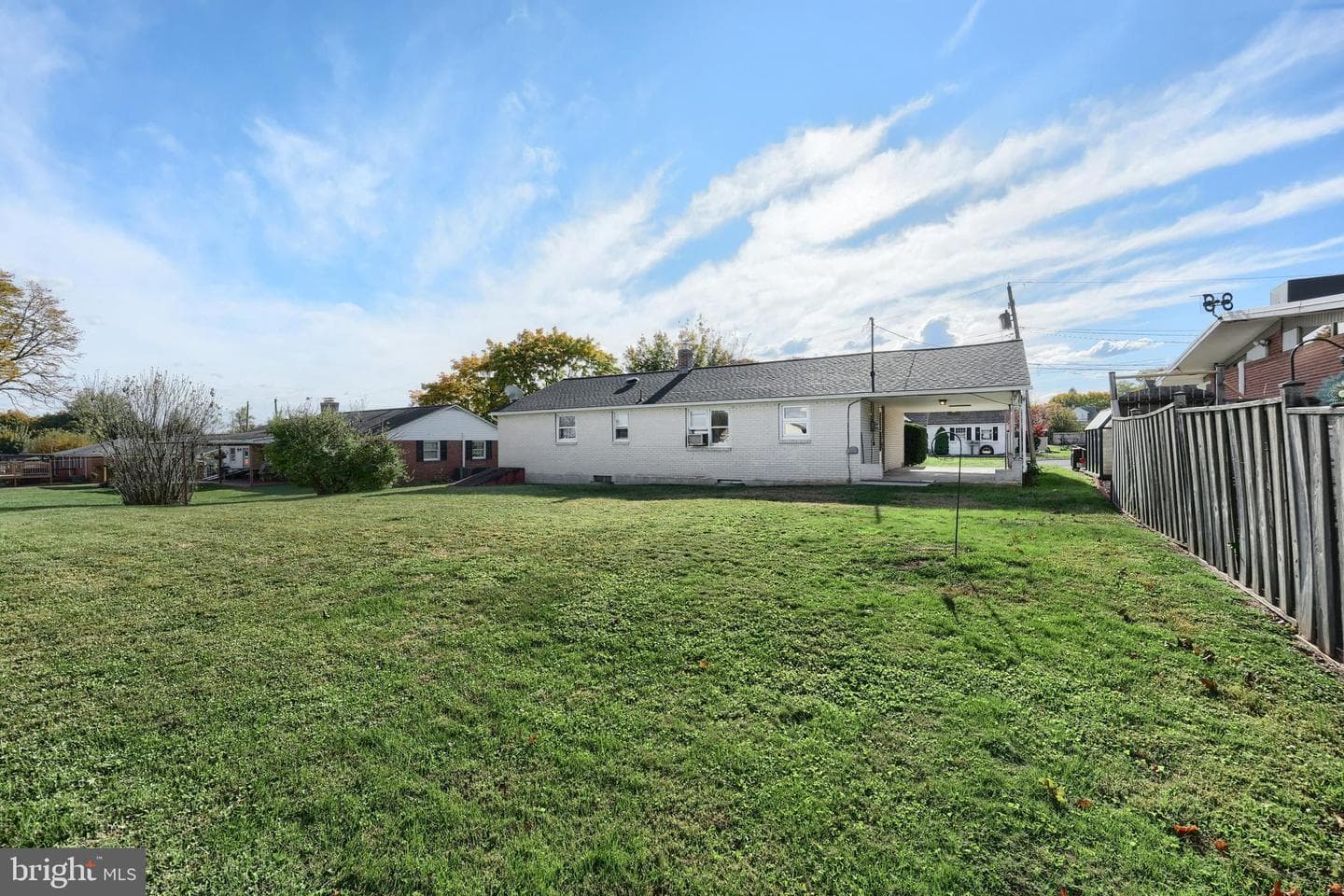 214 Lindy Avenue photo 9