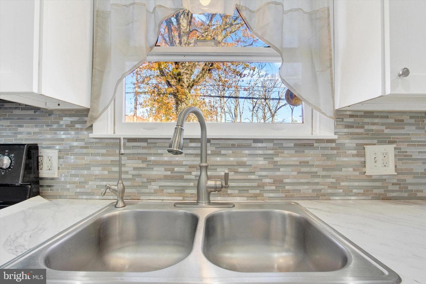 1365 Hanover Road photo 13