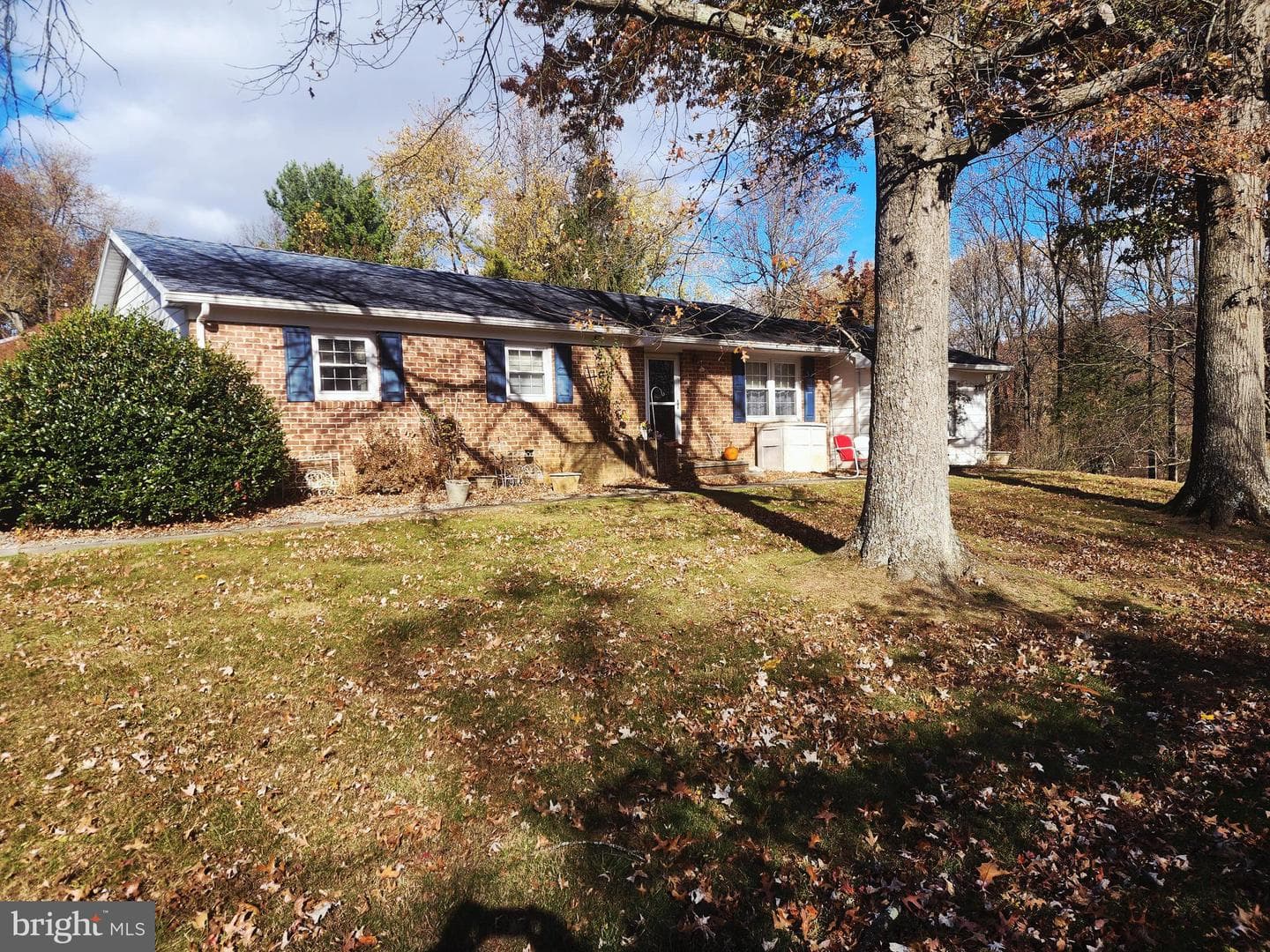 26 Fawn Trail photo 1