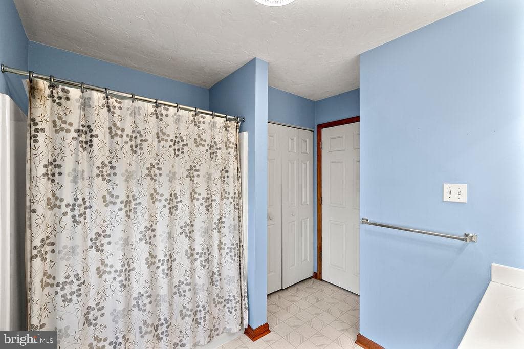 105 Round Top Lane photo 35