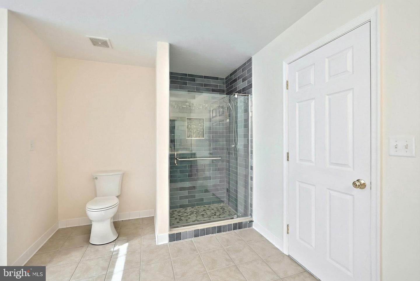 1 Hickory Lane photo 18