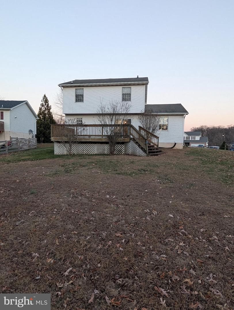 15 Yorktowne Court photo 43