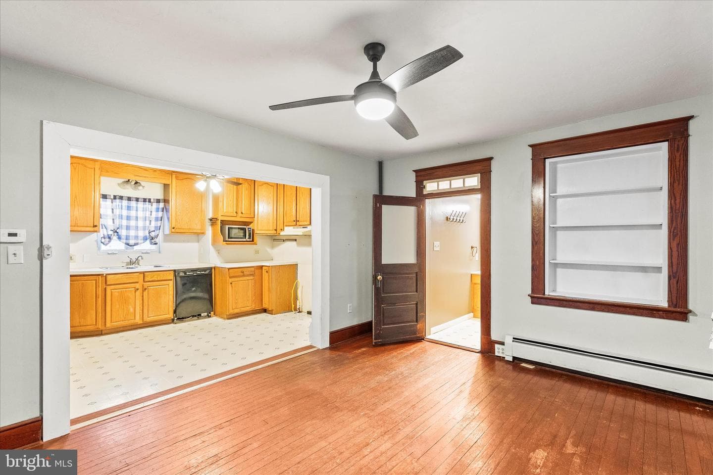 308 Abbottstown Street photo 9