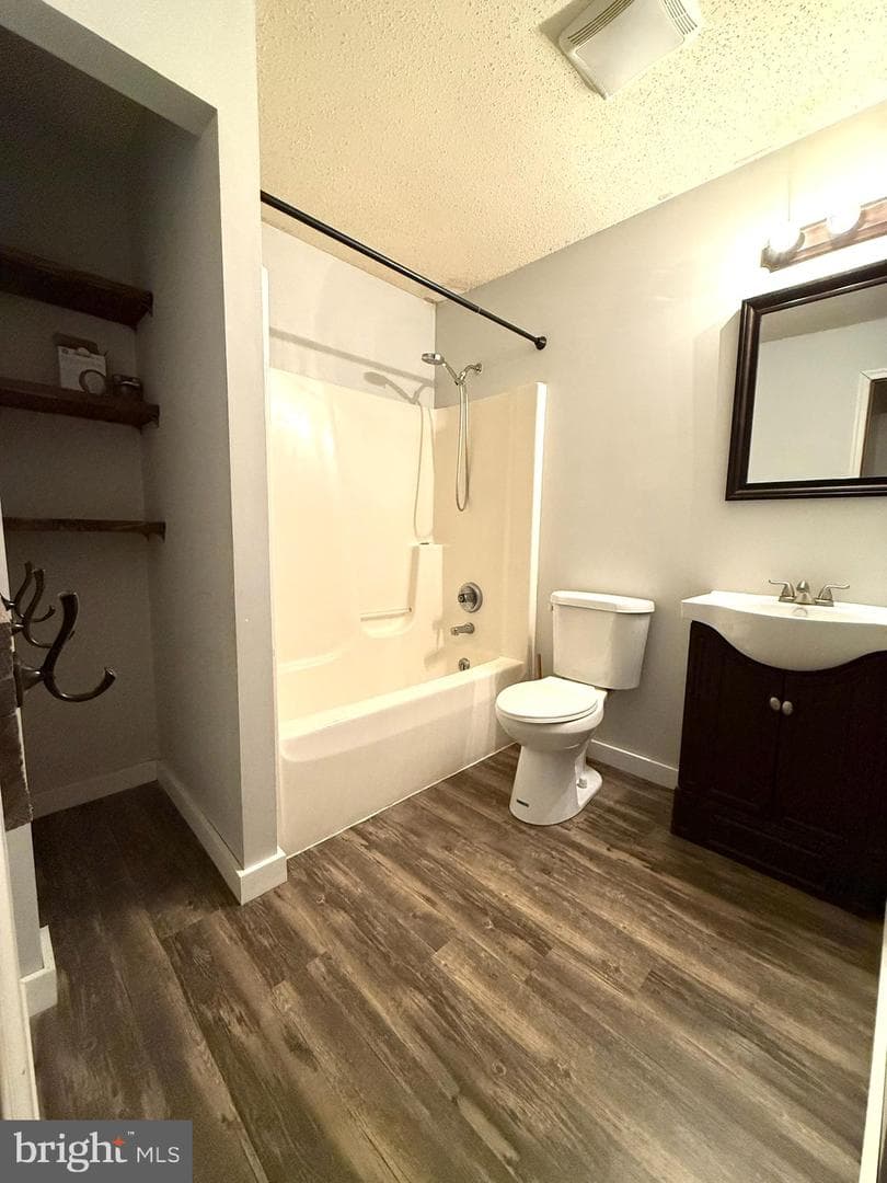 4 Oxwood Circle photo 9