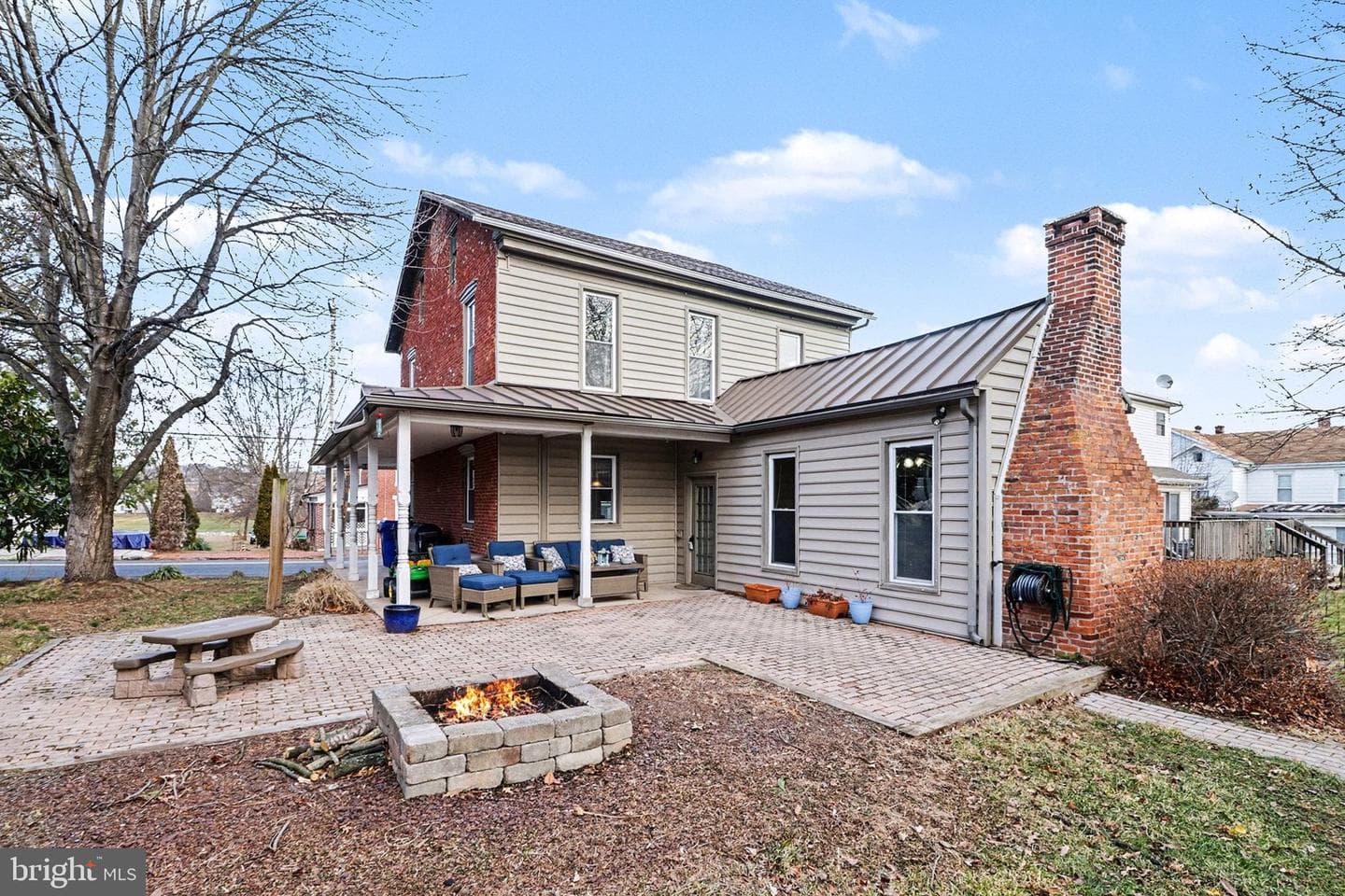 153 E Main Street photo 32