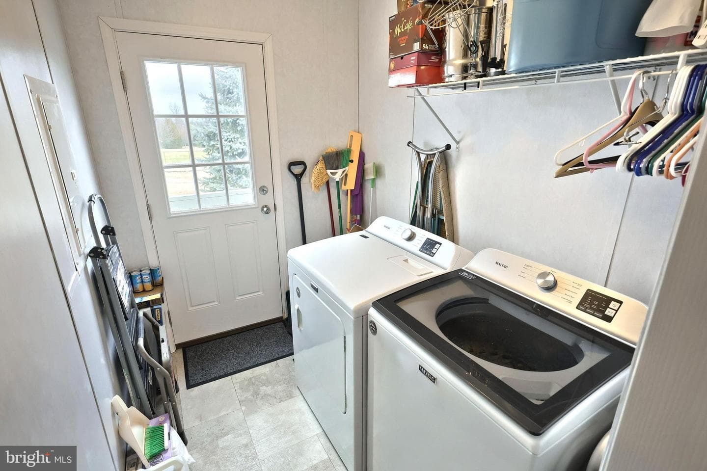 233 Eagle Drive photo 17