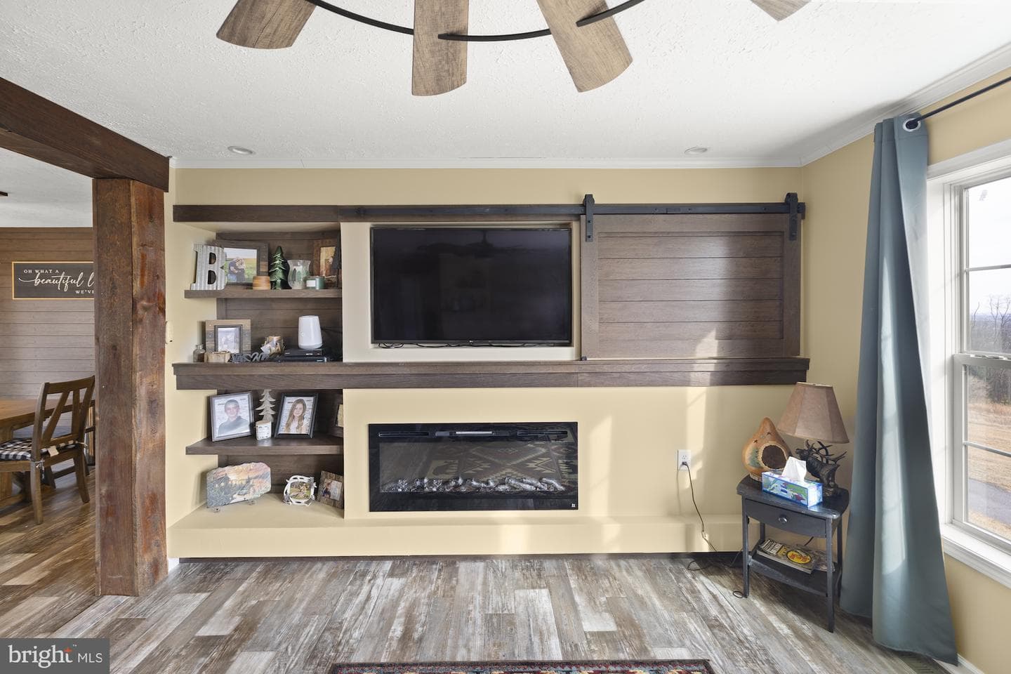 232 Hilltop Road photo 8