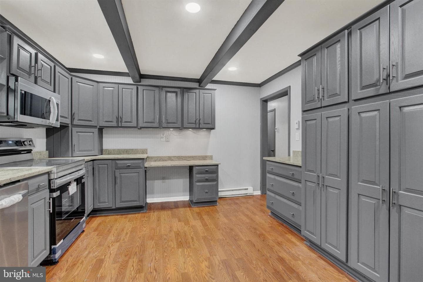 203 Pebble Lane photo 13