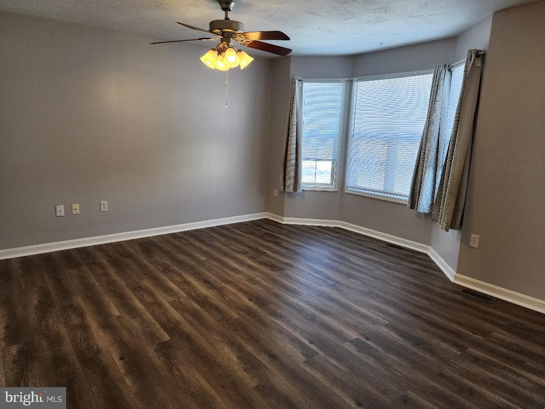 200 Skyview Circle photo 6
