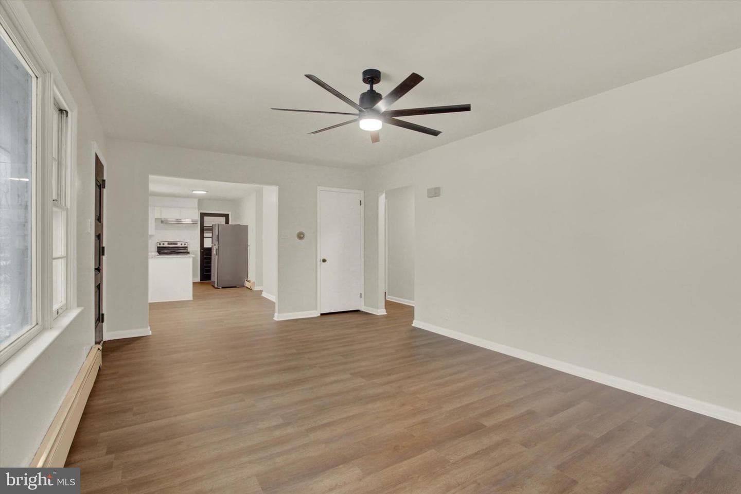 108 S Hickory Lane photo 7