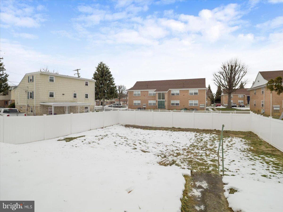 507 Ridge Avenue photo 30