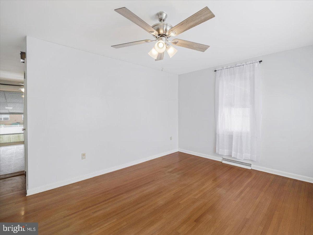 507 Ridge Avenue photo 4
