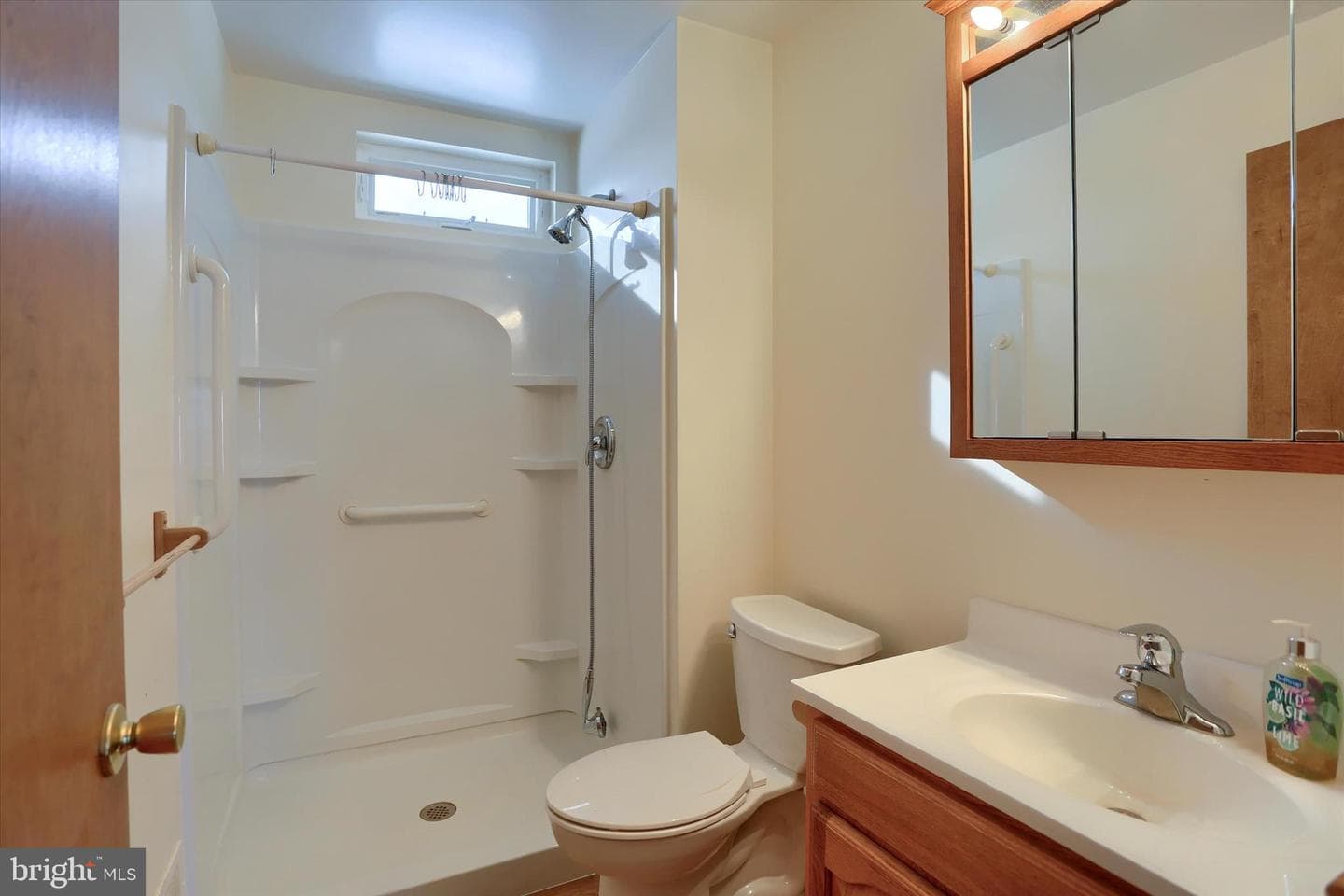 678 Littlestown Road photo 9